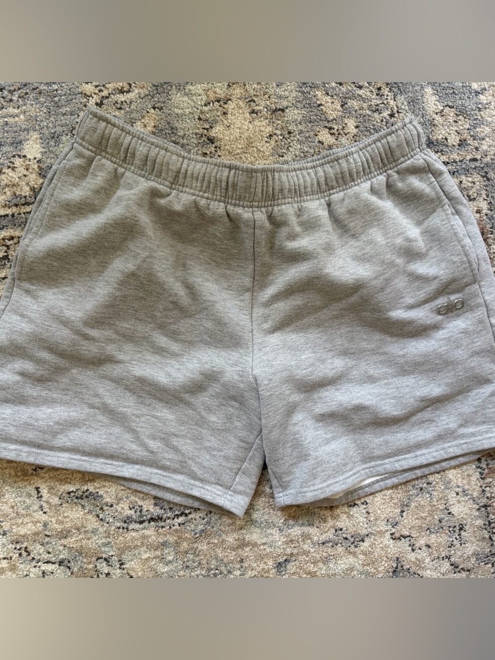 ALO YOGA Accolade Shorts